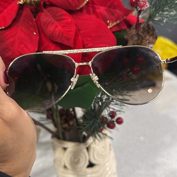 ✨Chanel Gold Tone Brown Gradient 4231 Aviator Sunglasses - Picture 9 of 17